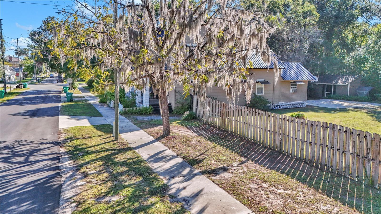 Image 58 of 65 For 20840 Chestnut Street