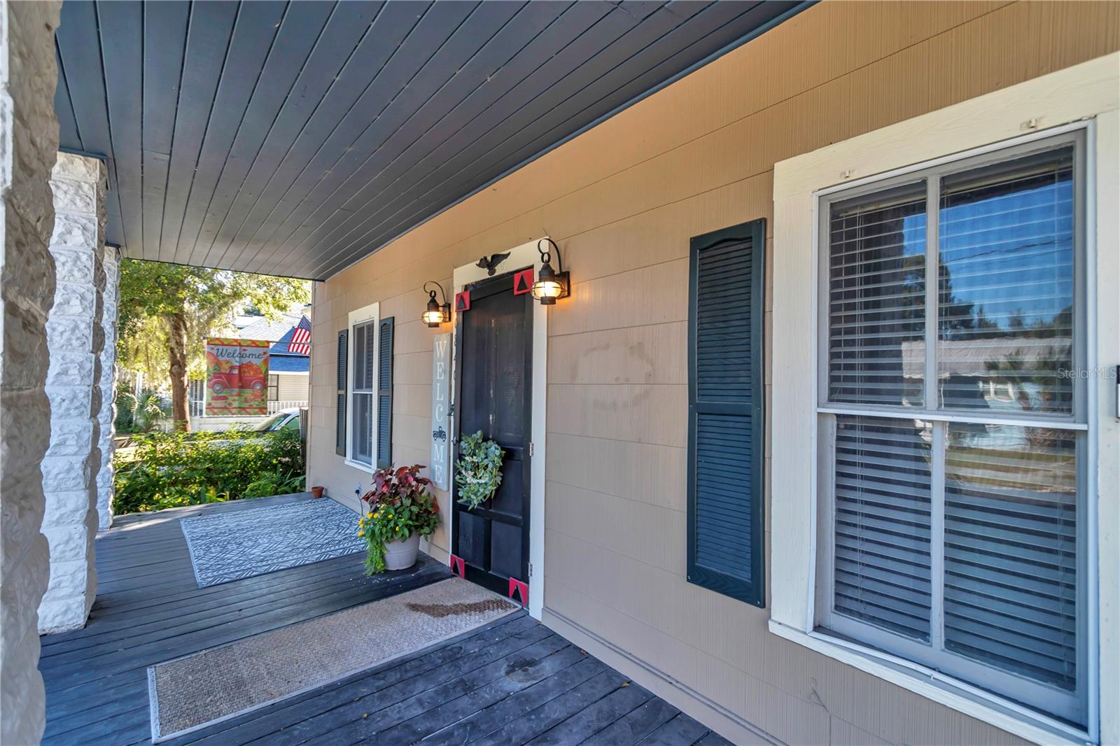 Image 8 of 65 For 20840 Chestnut Street