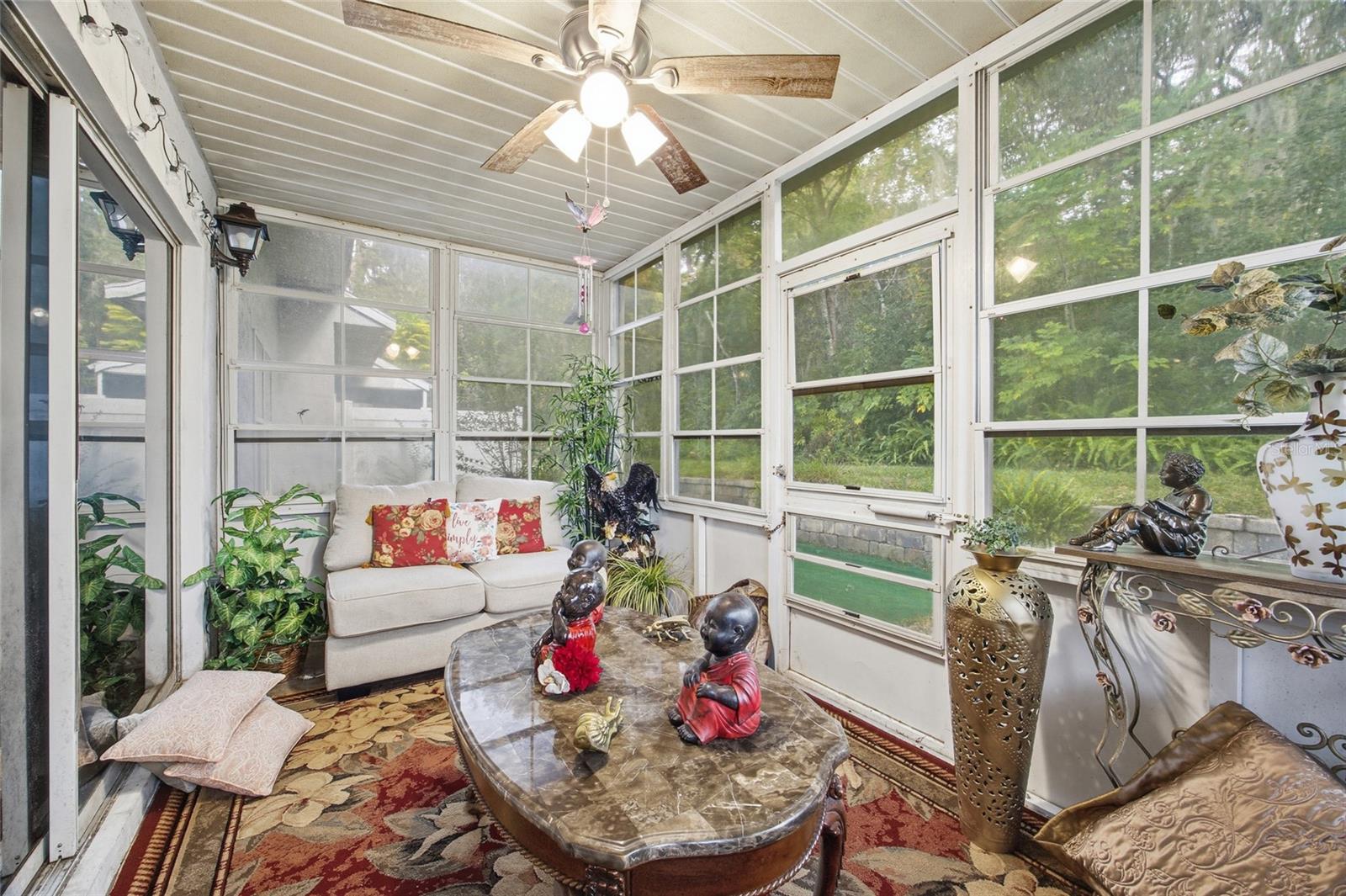 Image 21 of 27 For 2425 20th Court