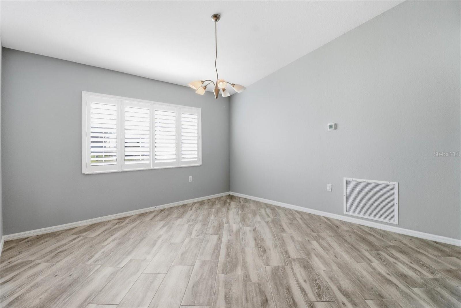 Image 14 of 50 For 11411 138th Lane