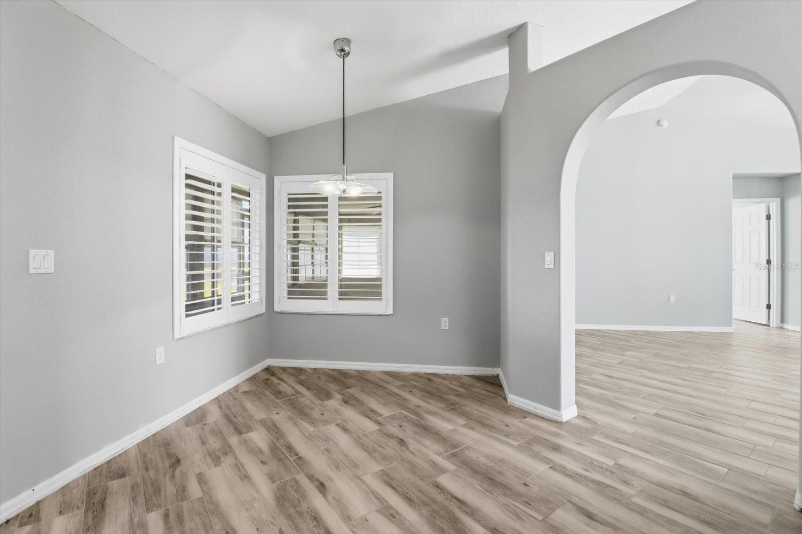 Image 22 of 50 For 11411 138th Lane