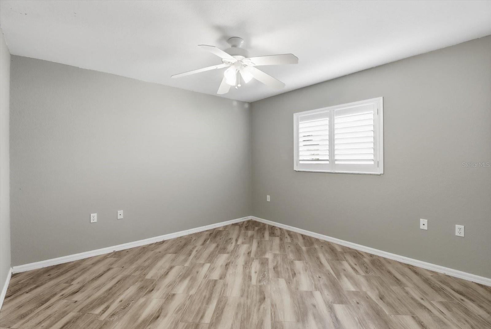 Image 30 of 50 For 11411 138th Lane