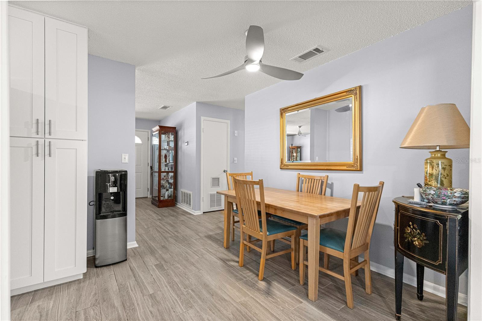 Image 13 of 45 For 810 44th Street