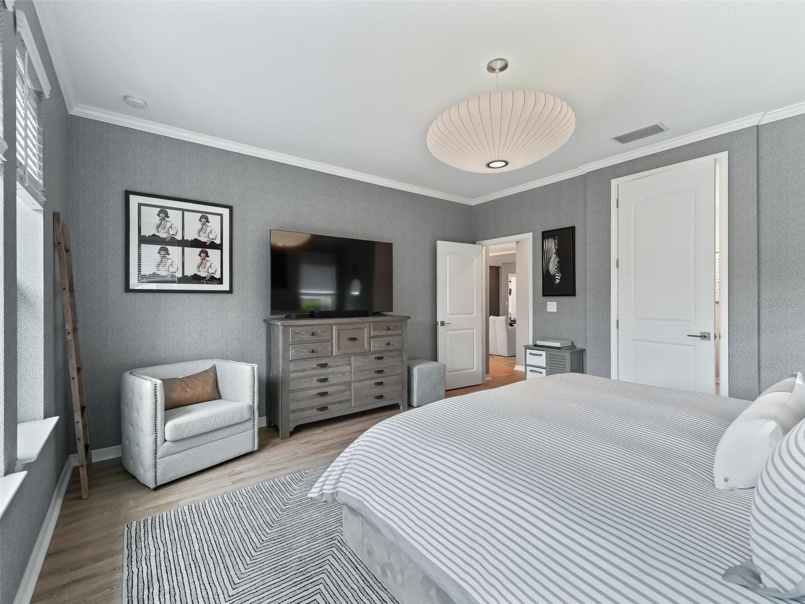 Image 18 of 37 For 5672 40th Place