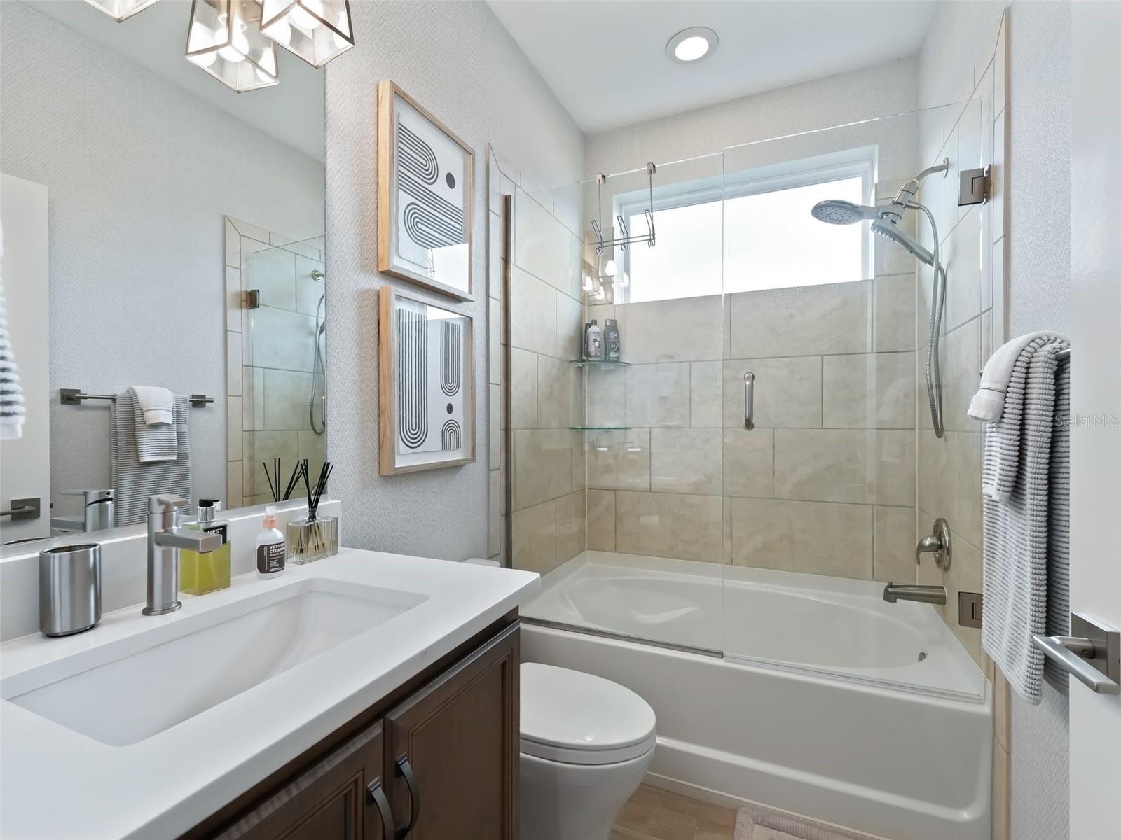 Image 24 of 37 For 5672 40th Place