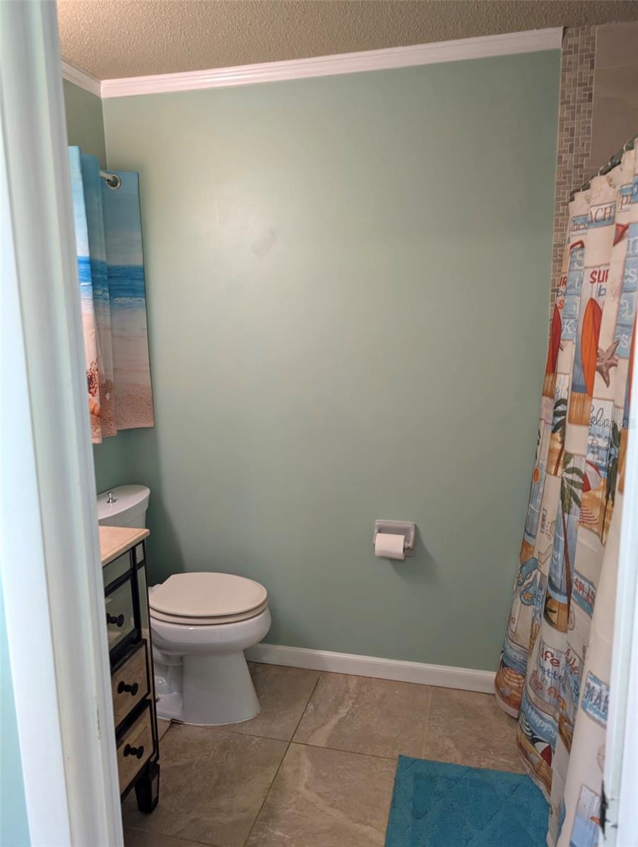 Image 23 of 61 For 7425 Irma Point