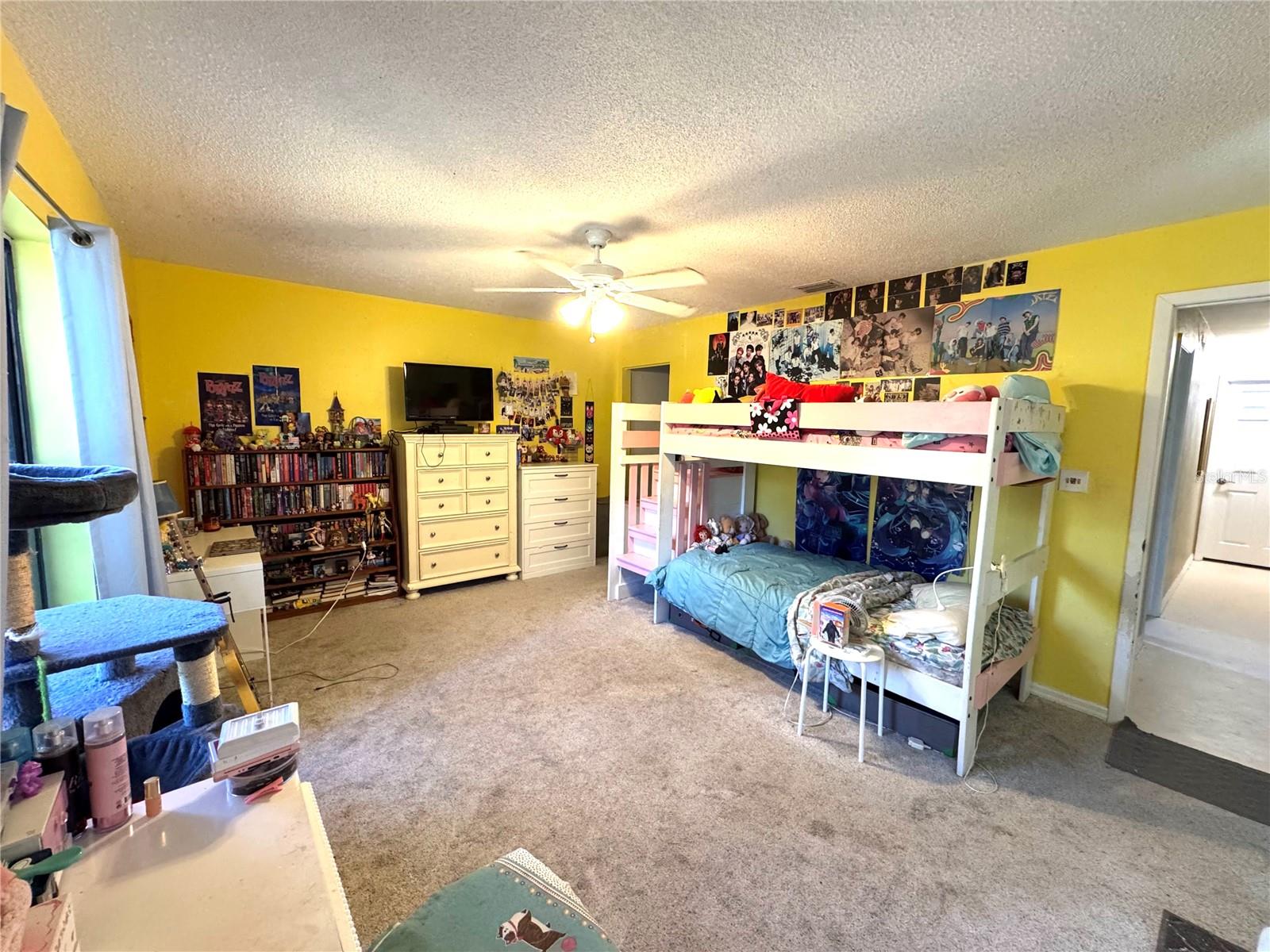 Image 27 of 61 For 7425 Irma Point