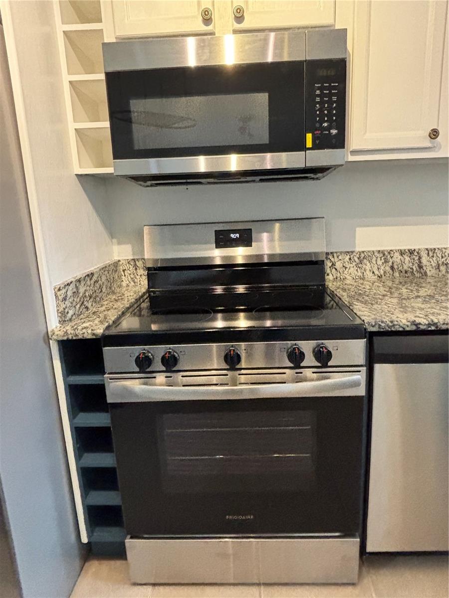 Image 10 of 32 For 3217 14th Avenue