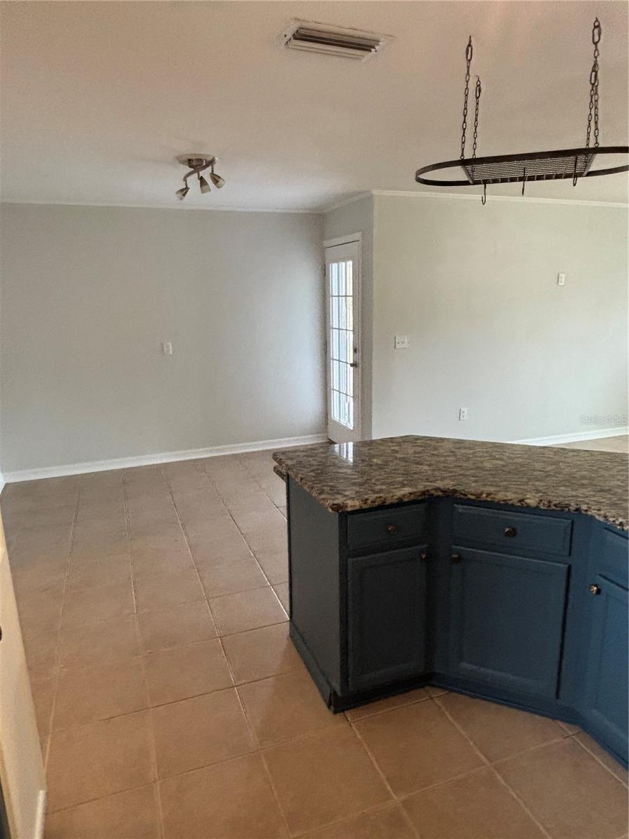 Image 6 of 32 For 3217 14th Avenue