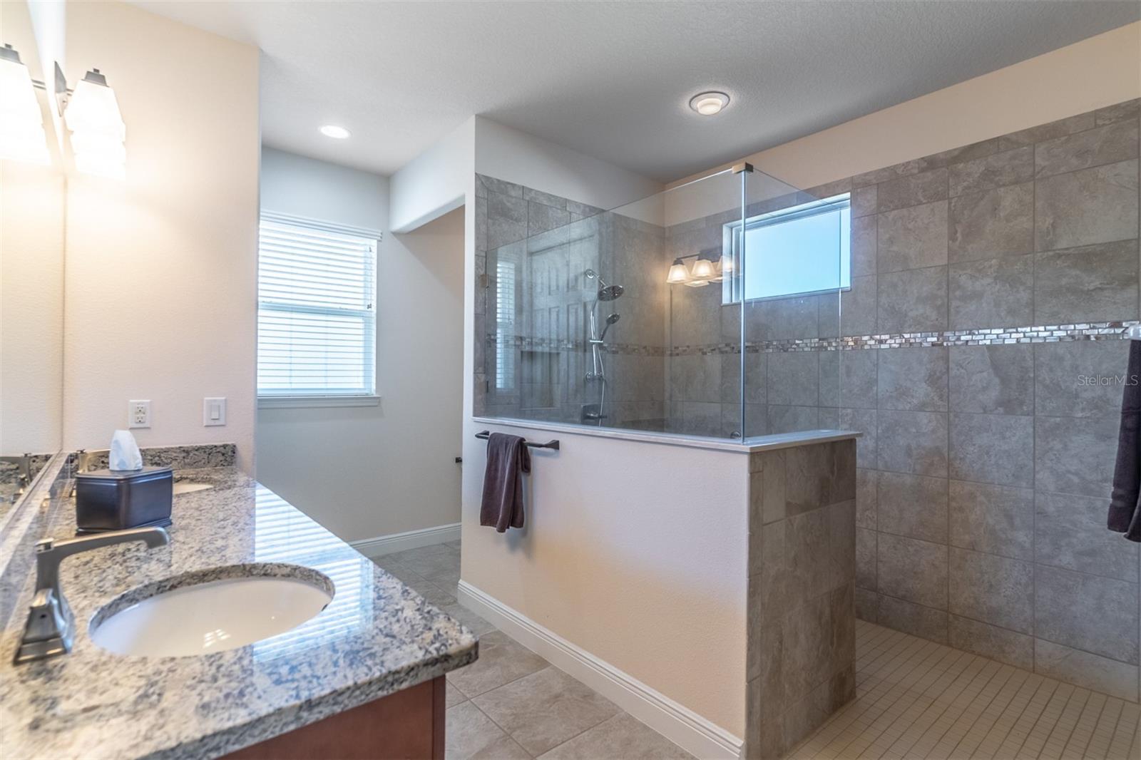 Image 40 of 84 For 9618 86th Place