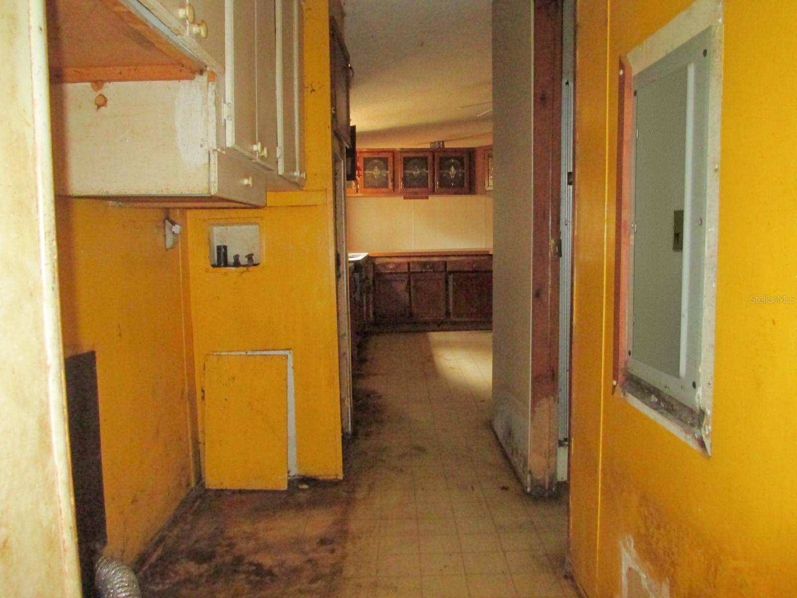 Image 21 of 40 For 5511 Bob White Drive