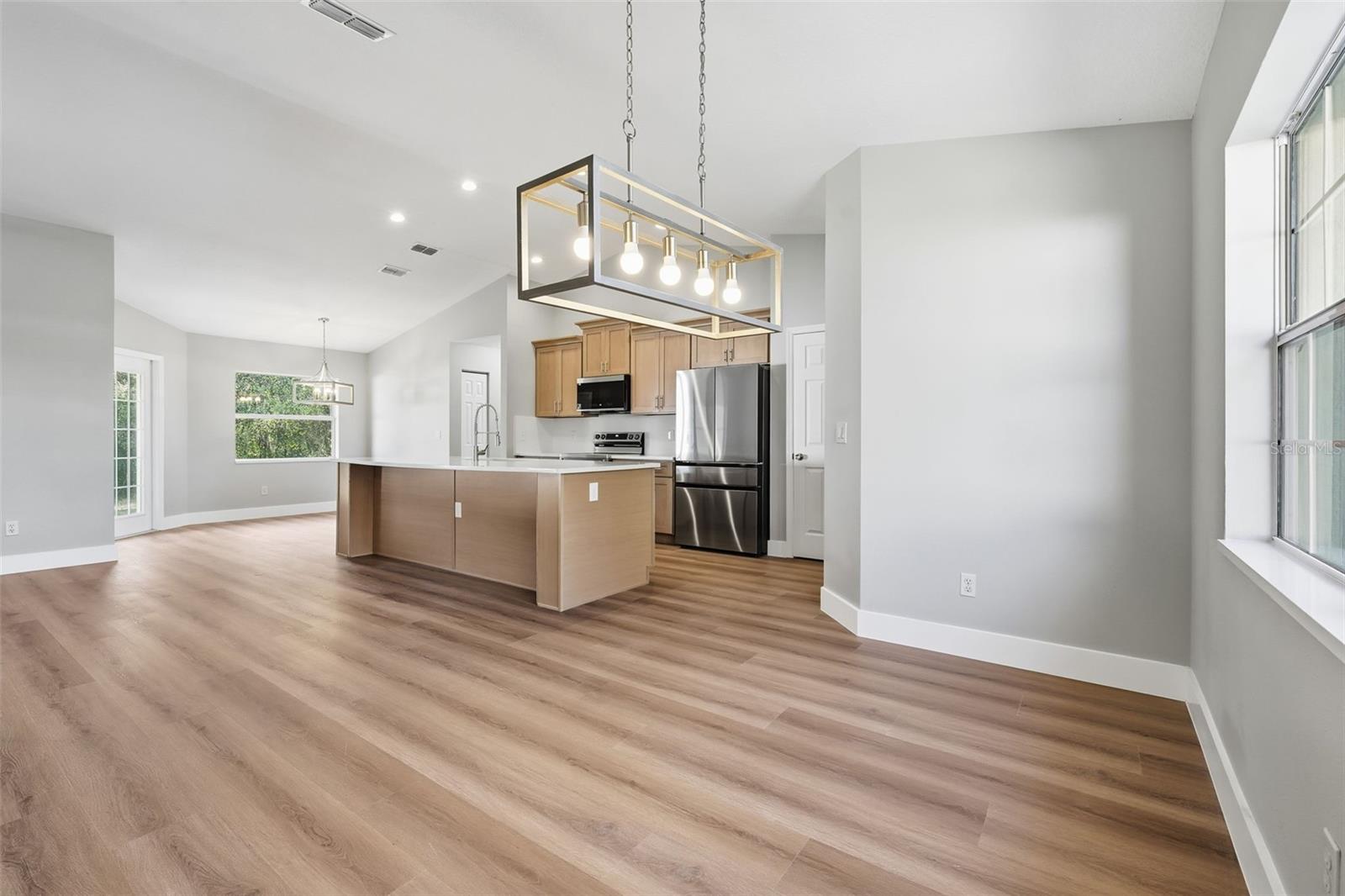 Image 17 of 54 For 9879 38th Avenue