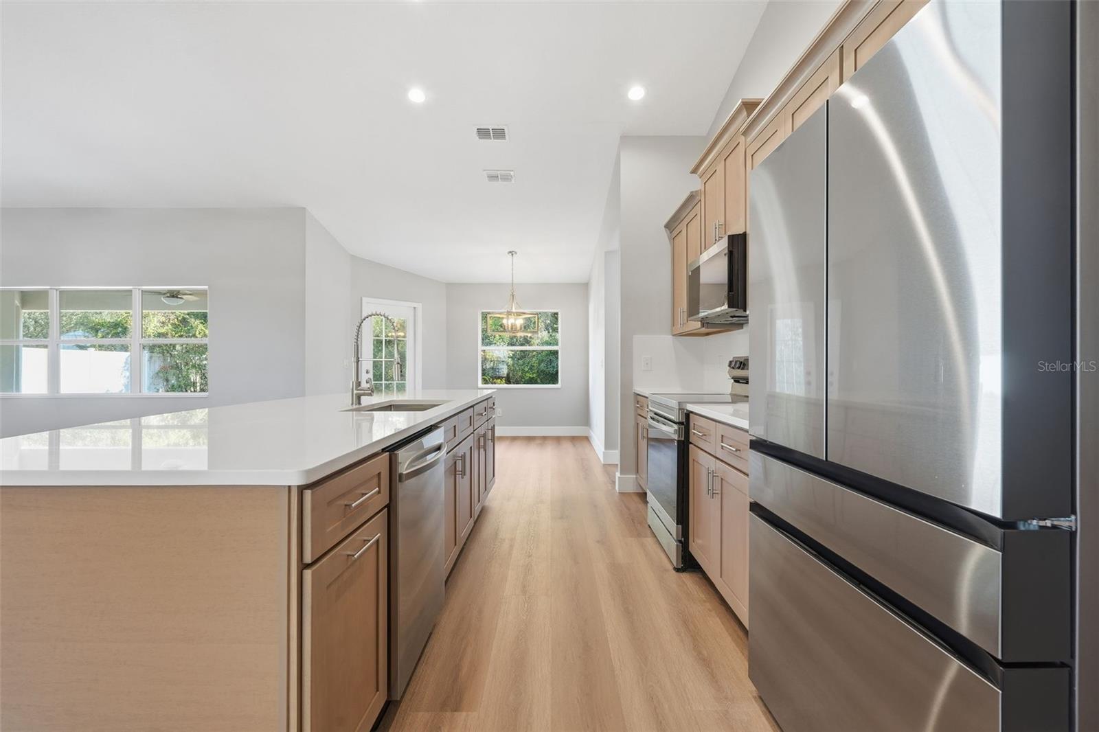 Image 18 of 54 For 9879 38th Avenue