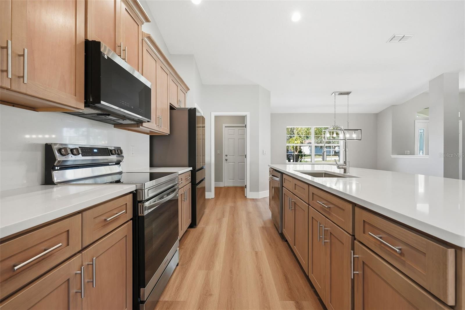 Image 19 of 54 For 9879 38th Avenue