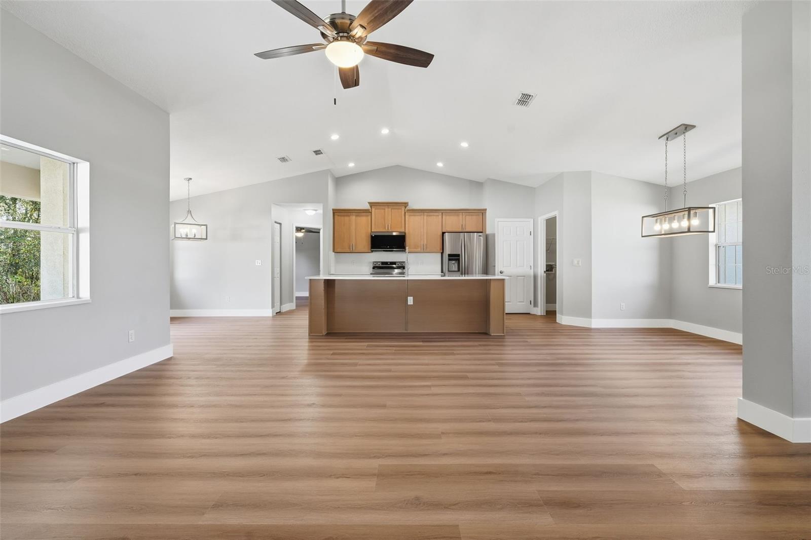 Image 20 of 54 For 9879 38th Avenue