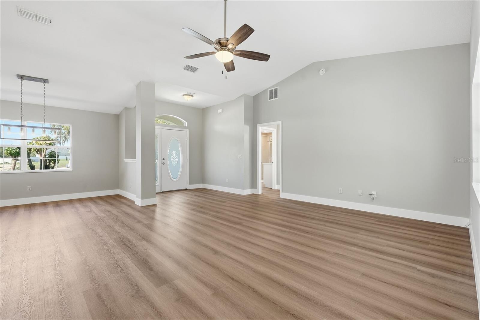 Image 23 of 54 For 9879 38th Avenue