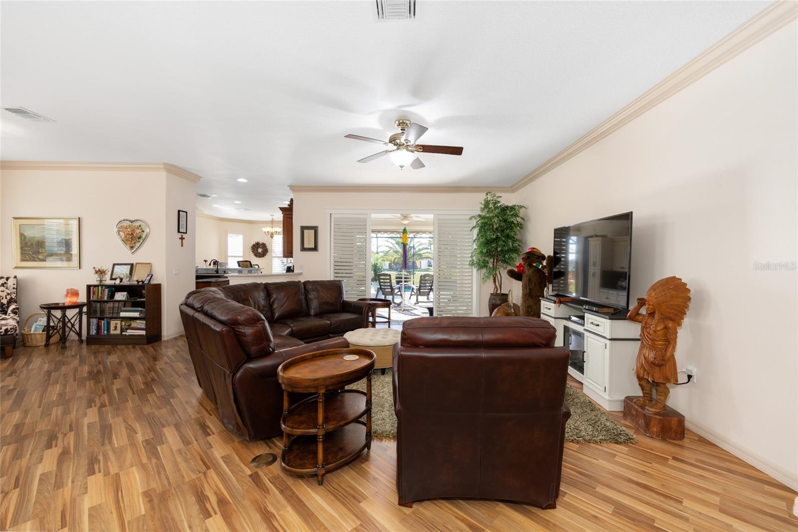 Image 9 of 42 For 15694 16th Avenue Road