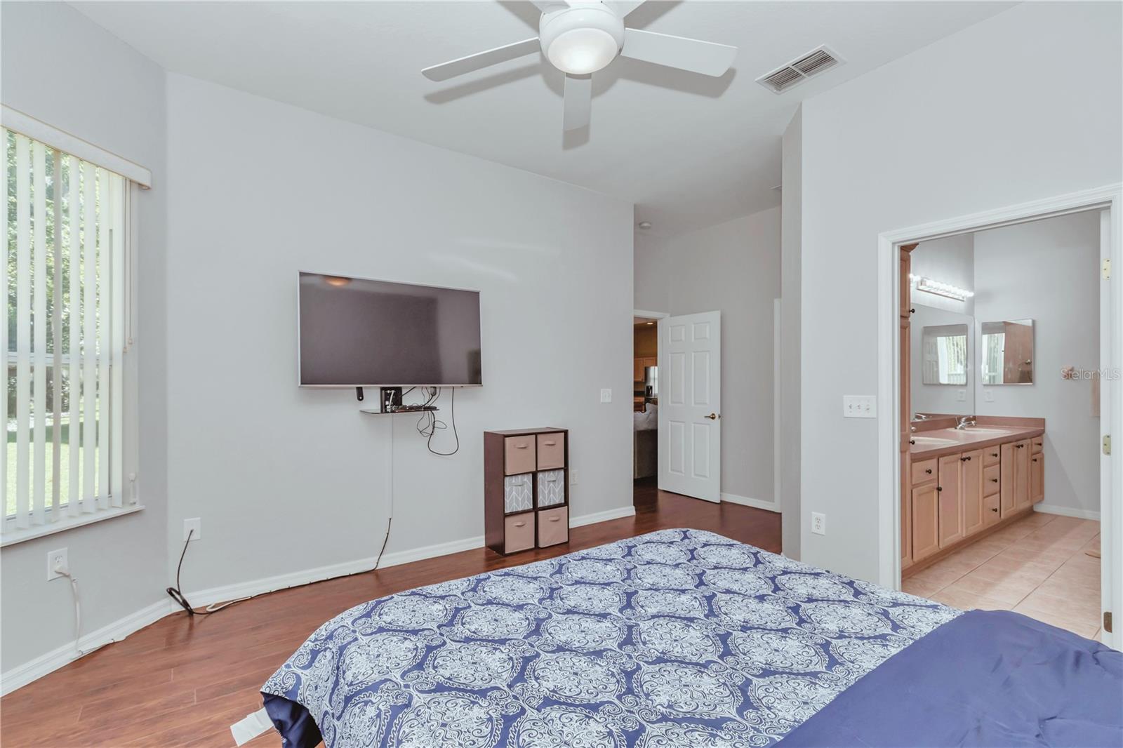 Image 14 of 58 For 10962 69th Circle