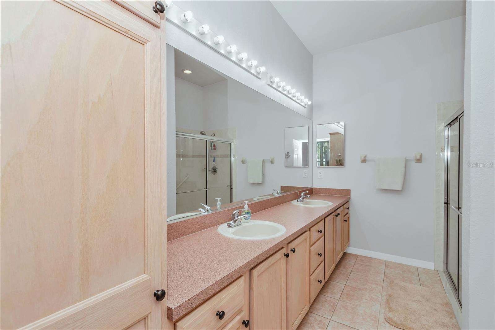 Image 17 of 58 For 10962 69th Circle