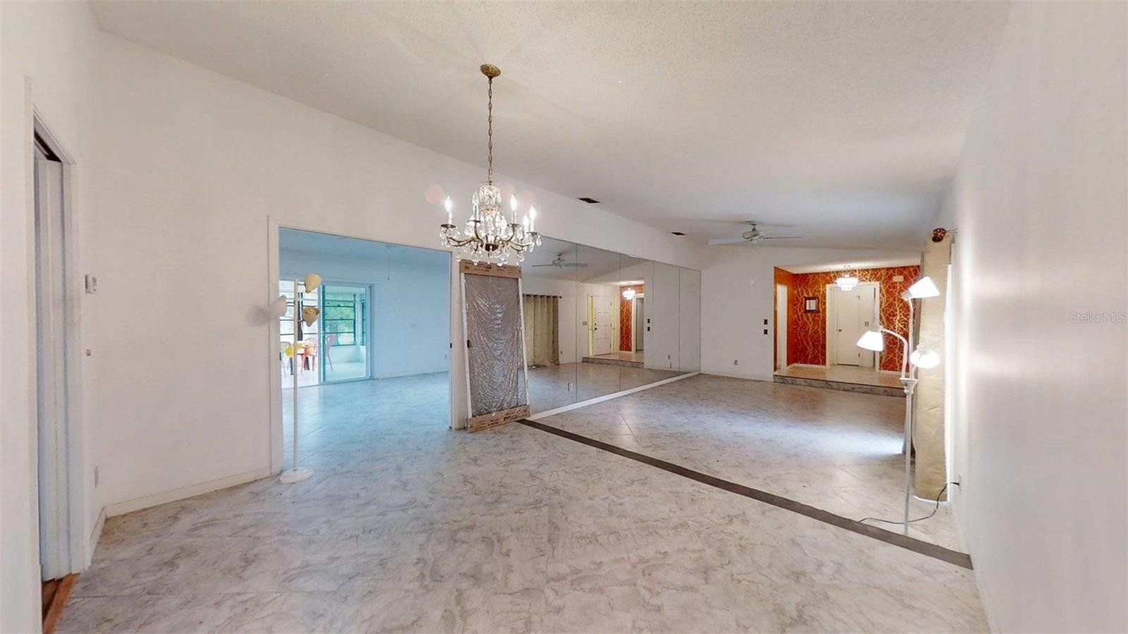 Image 16 of 81 For 53 Archwood Drive