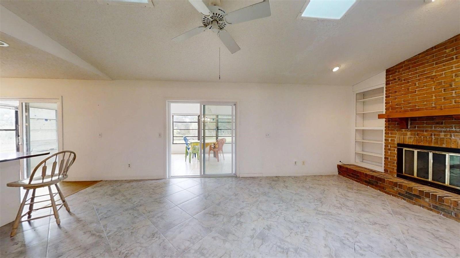 Image 26 of 81 For 53 Archwood Drive