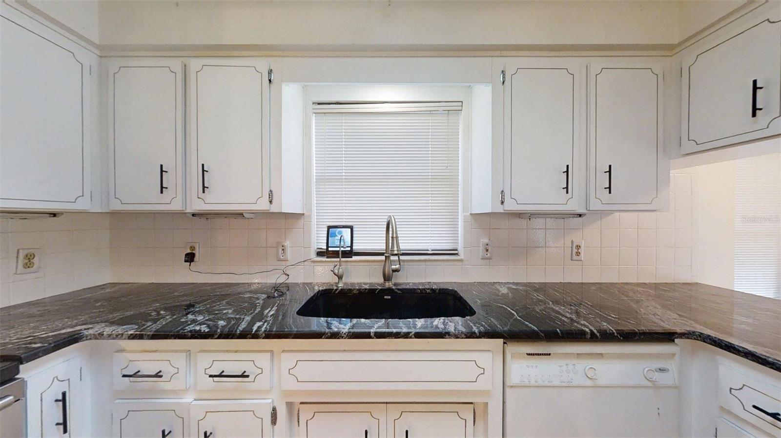 Image 29 of 81 For 53 Archwood Drive