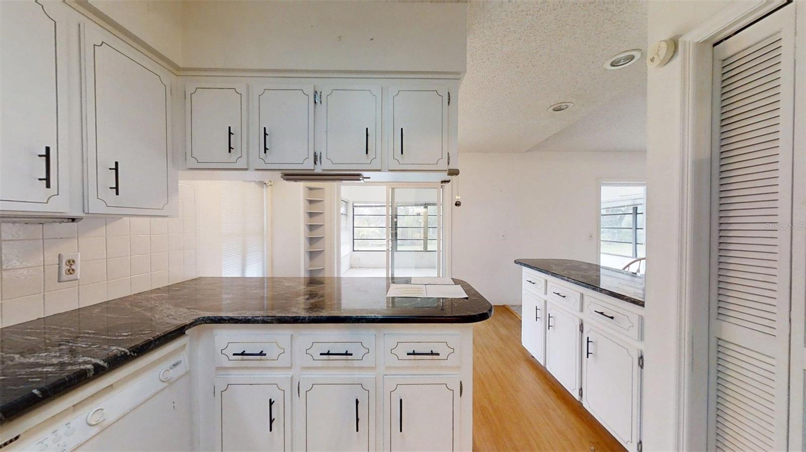 Image 32 of 81 For 53 Archwood Drive