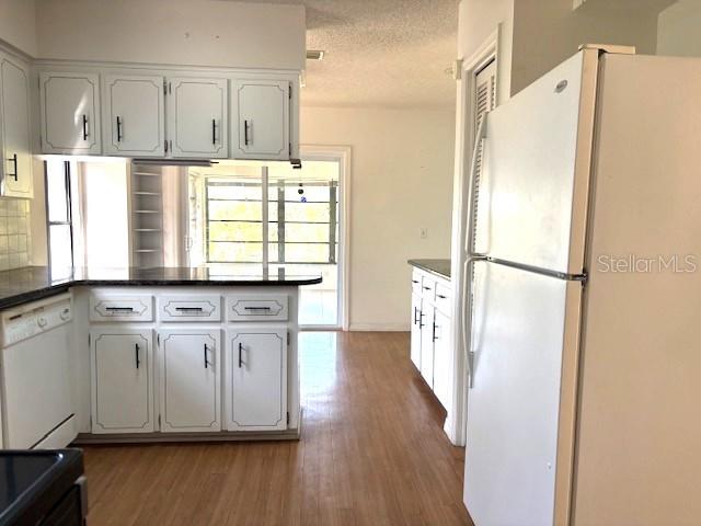 Image 35 of 81 For 53 Archwood Drive