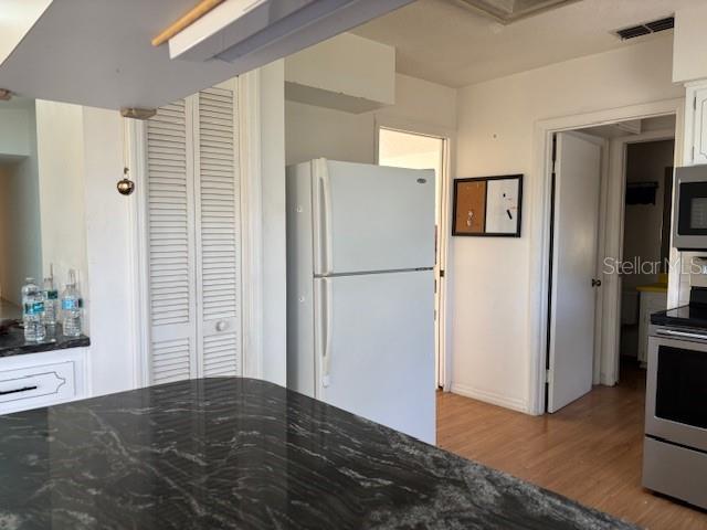 Image 37 of 81 For 53 Archwood Drive