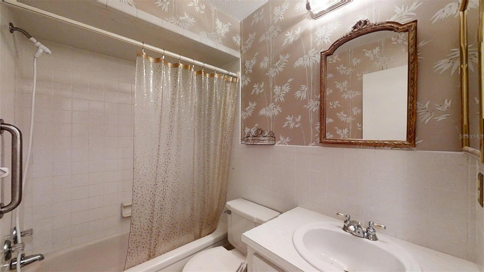 Image 53 of 81 For 53 Archwood Drive