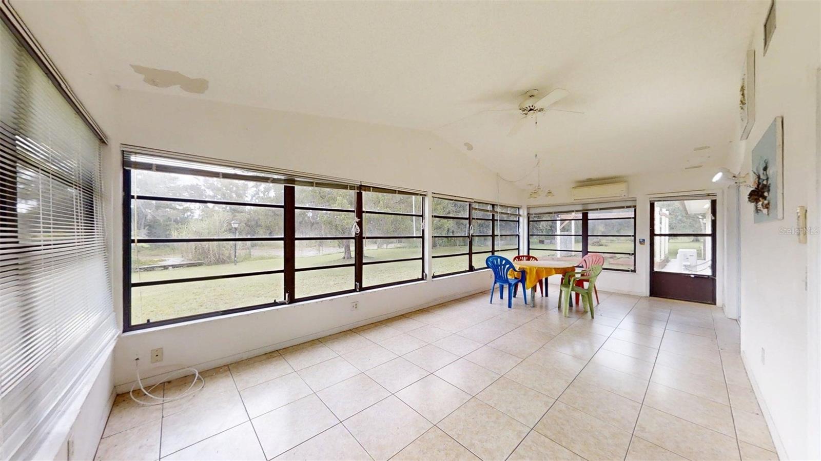 Image 64 of 81 For 53 Archwood Drive