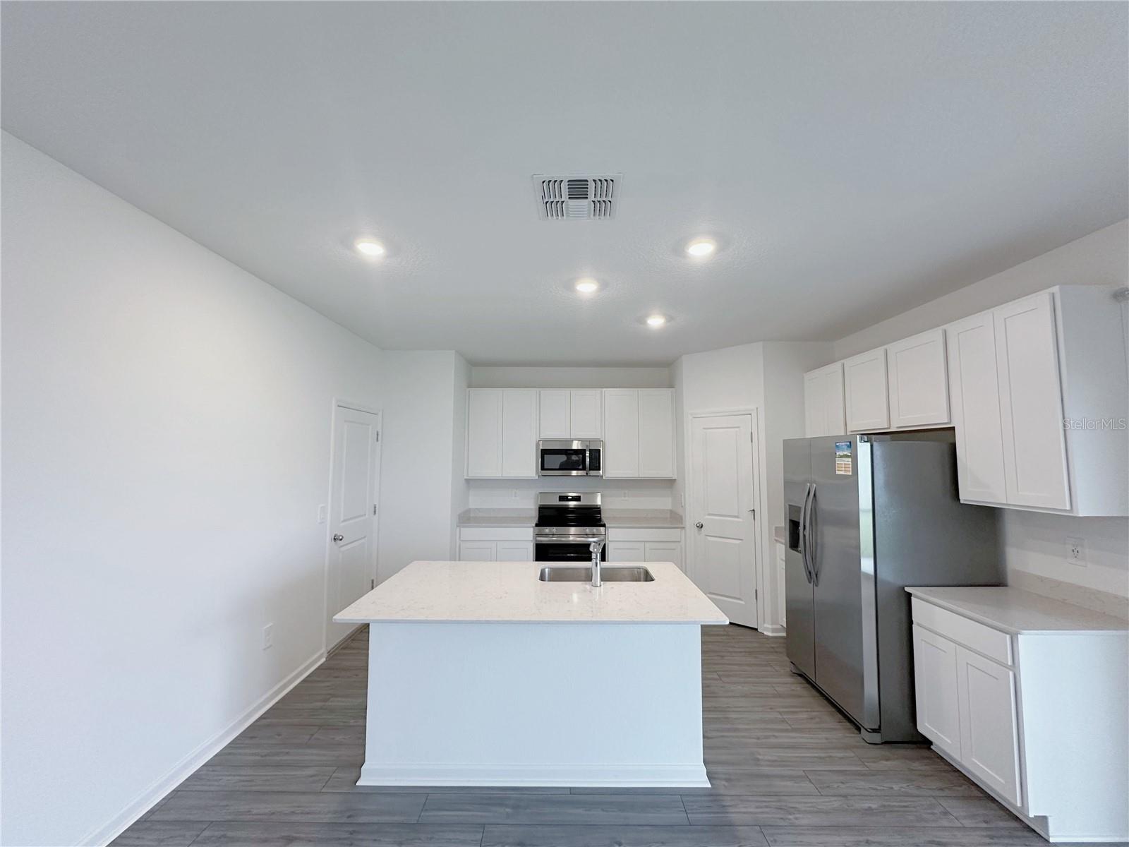 Image 5 of 23 For 4692 11th Street