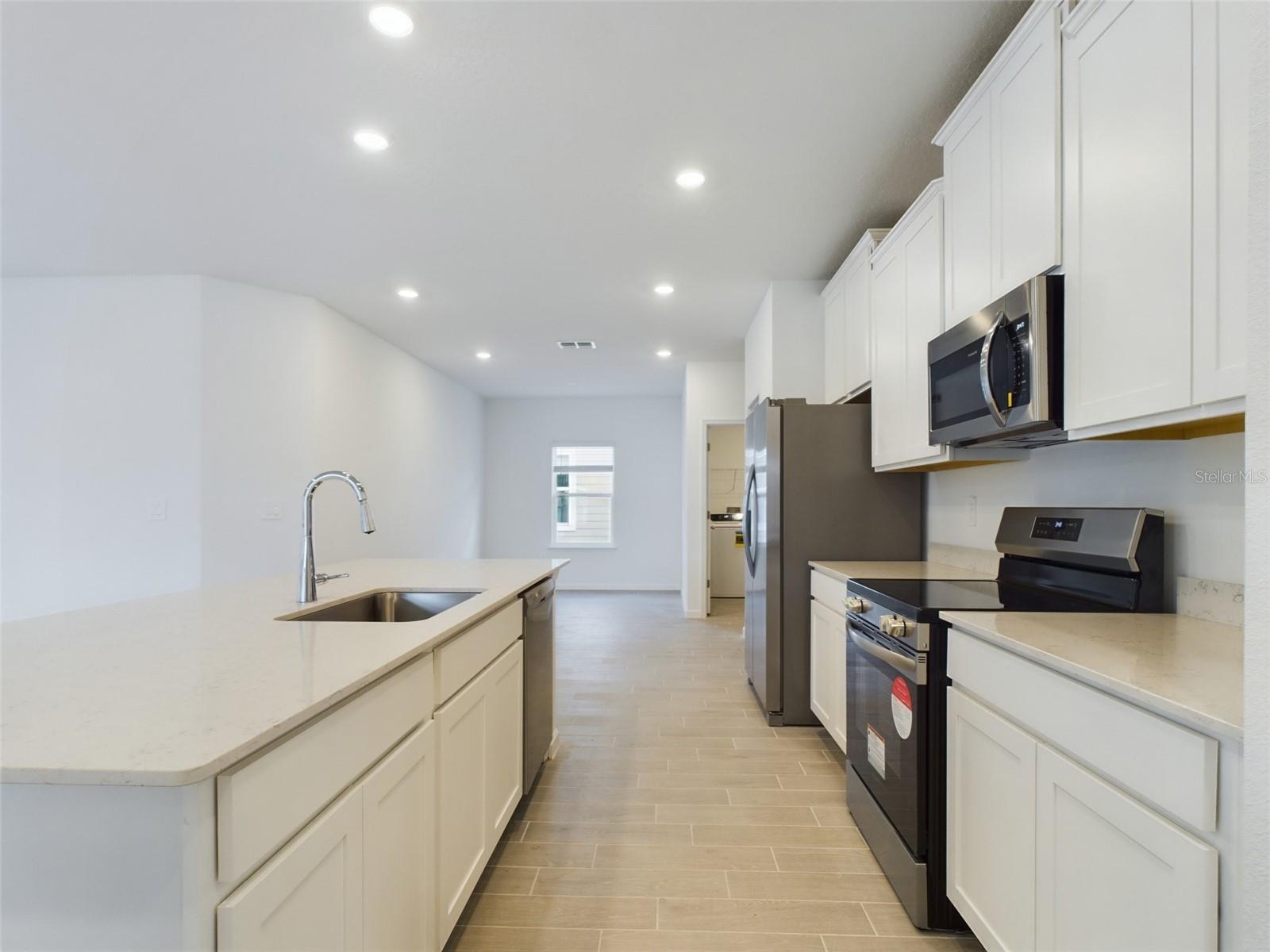 Image 11 of 22 For 6865 87th Street