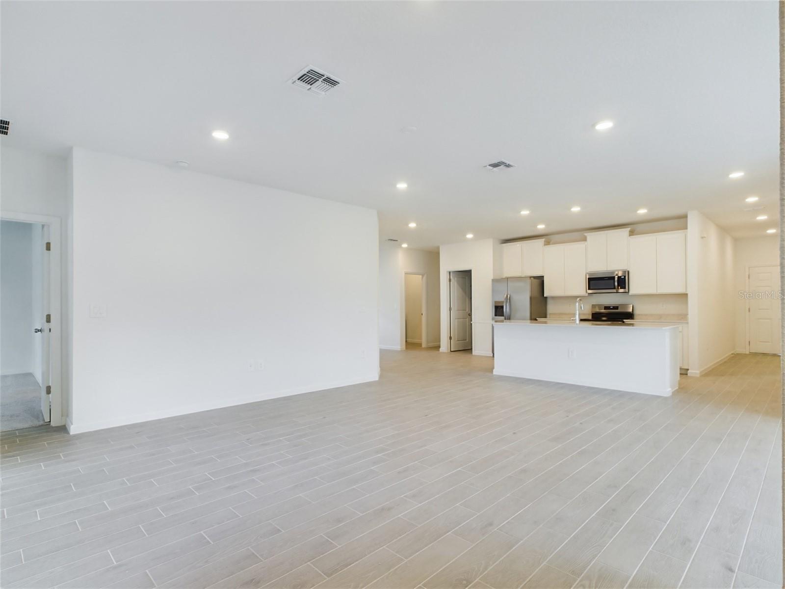 Image 12 of 22 For 6865 87th Street