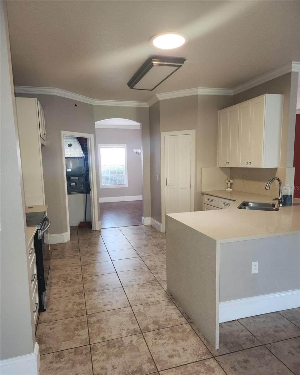 Image 17 of 18 For 10969 45th Avenue