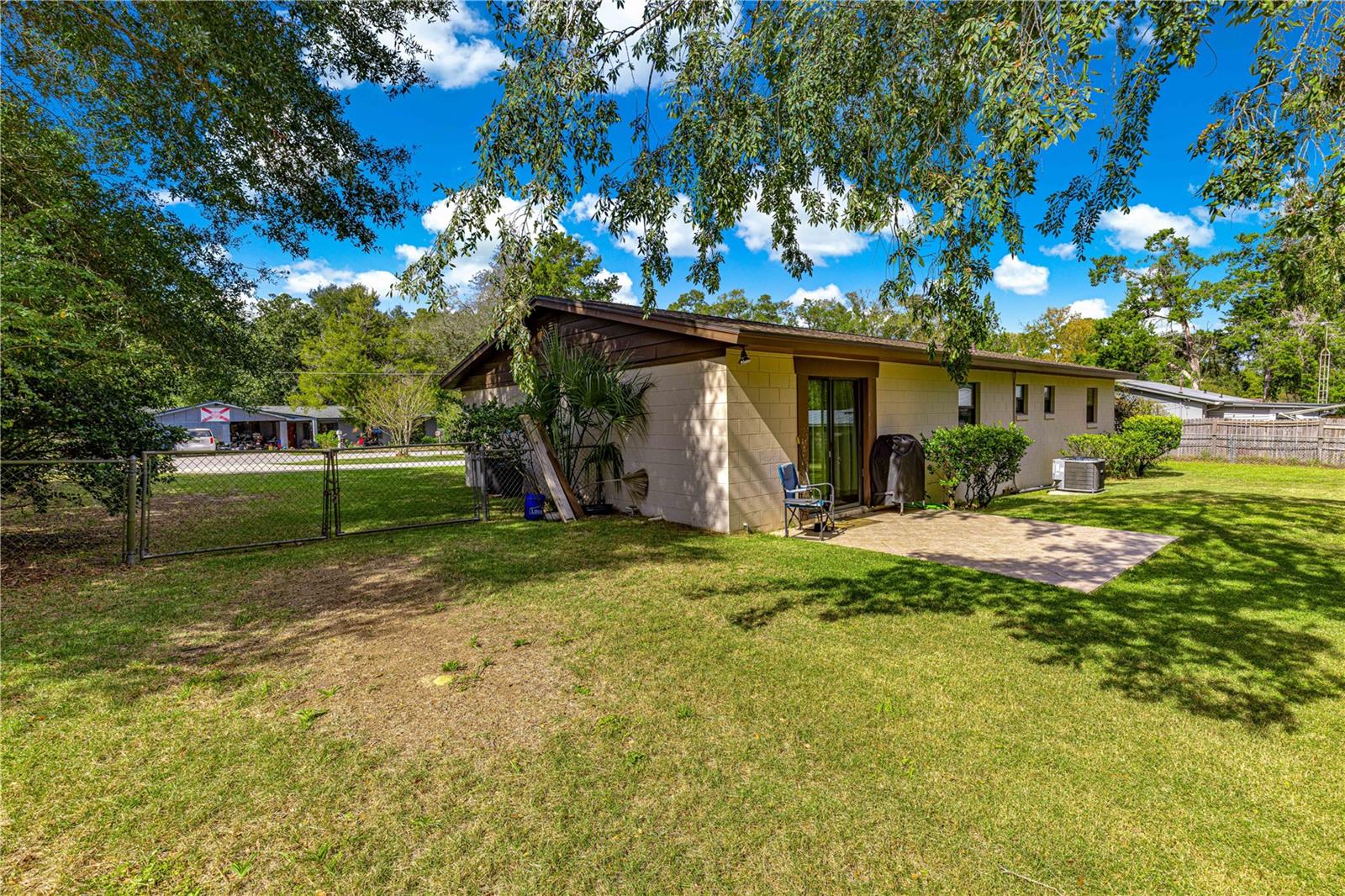 Image 37 of 51 For 2909 24th Avenue