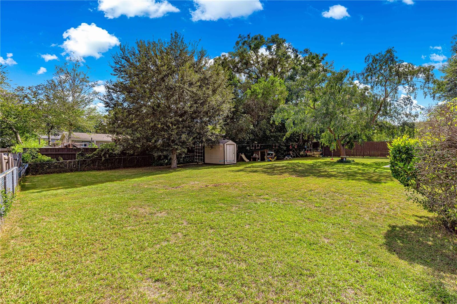 Image 42 of 51 For 2909 24th Avenue