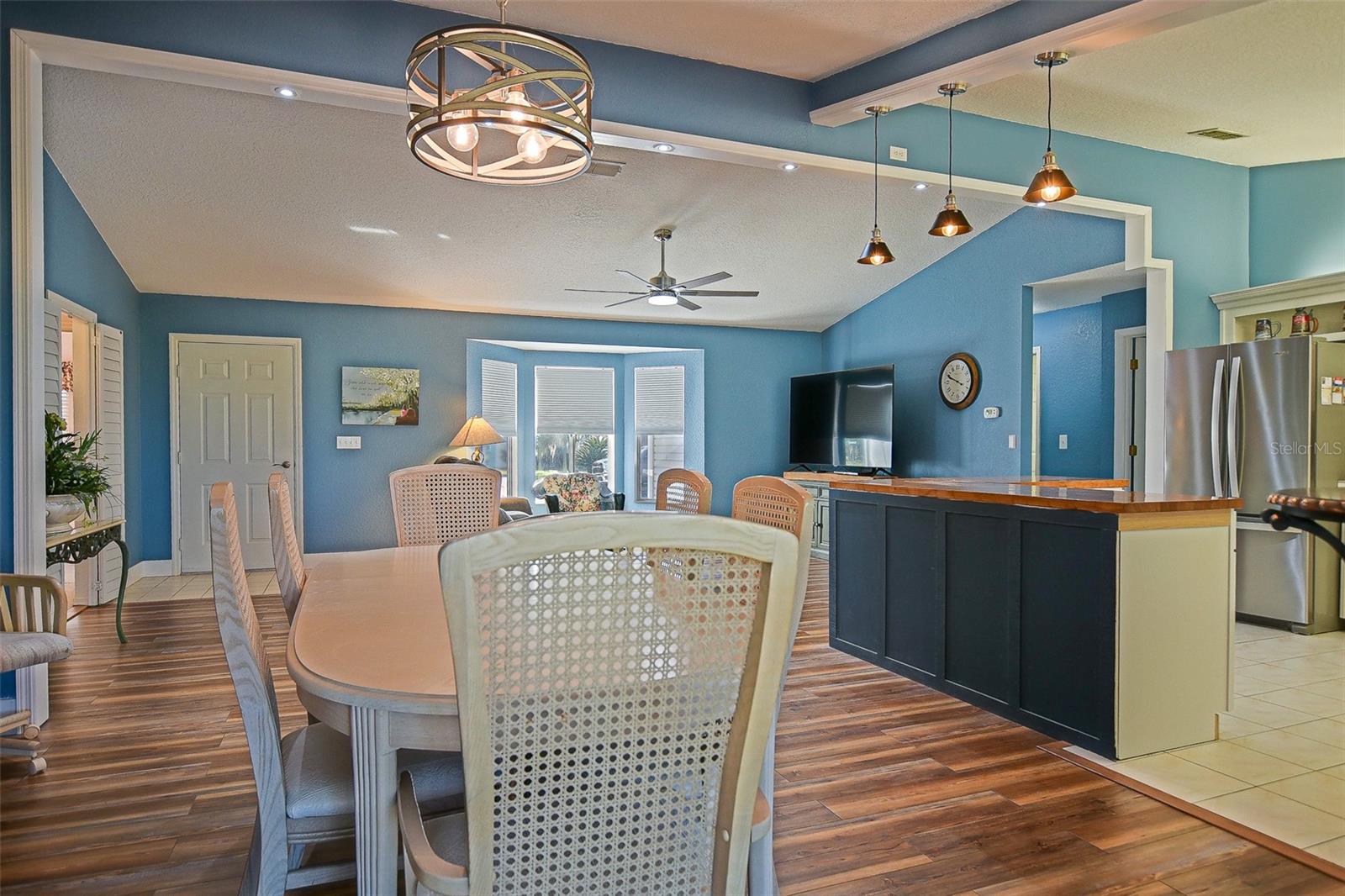 Image 17 of 45 For 17920 100th Terrace