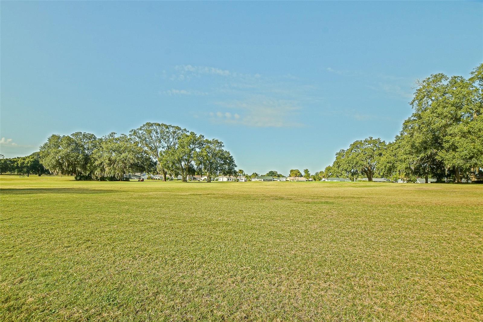 Image 7 of 45 For 17920 100th Terrace