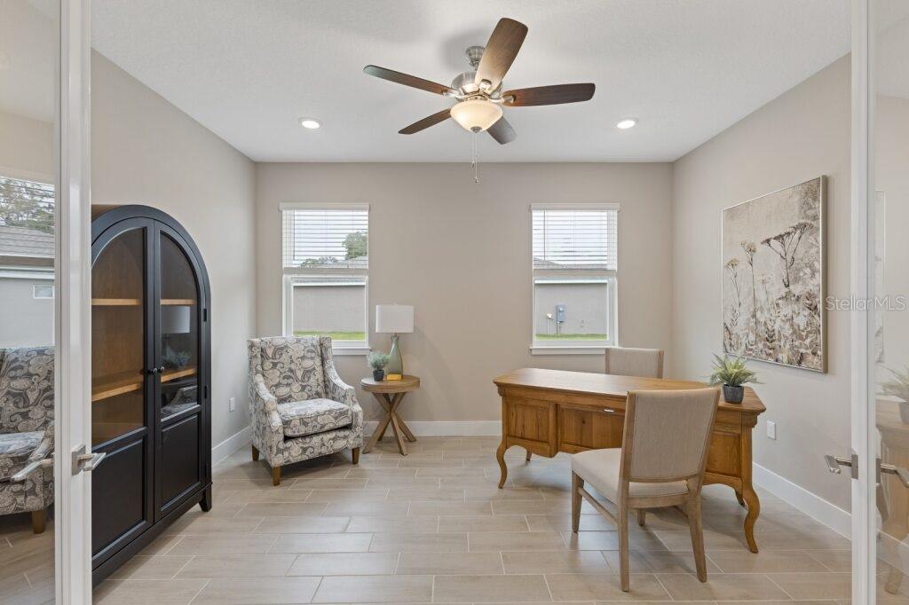 Image 3 of 21 For 4547 53rd Avenue Road