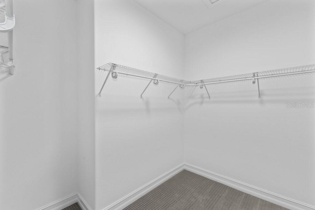 Image 20 of 25 For 3223 52nd Avenue Road