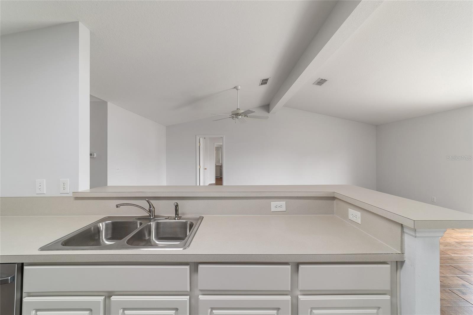 Image 19 of 61 For 13029 35th Avenue Road