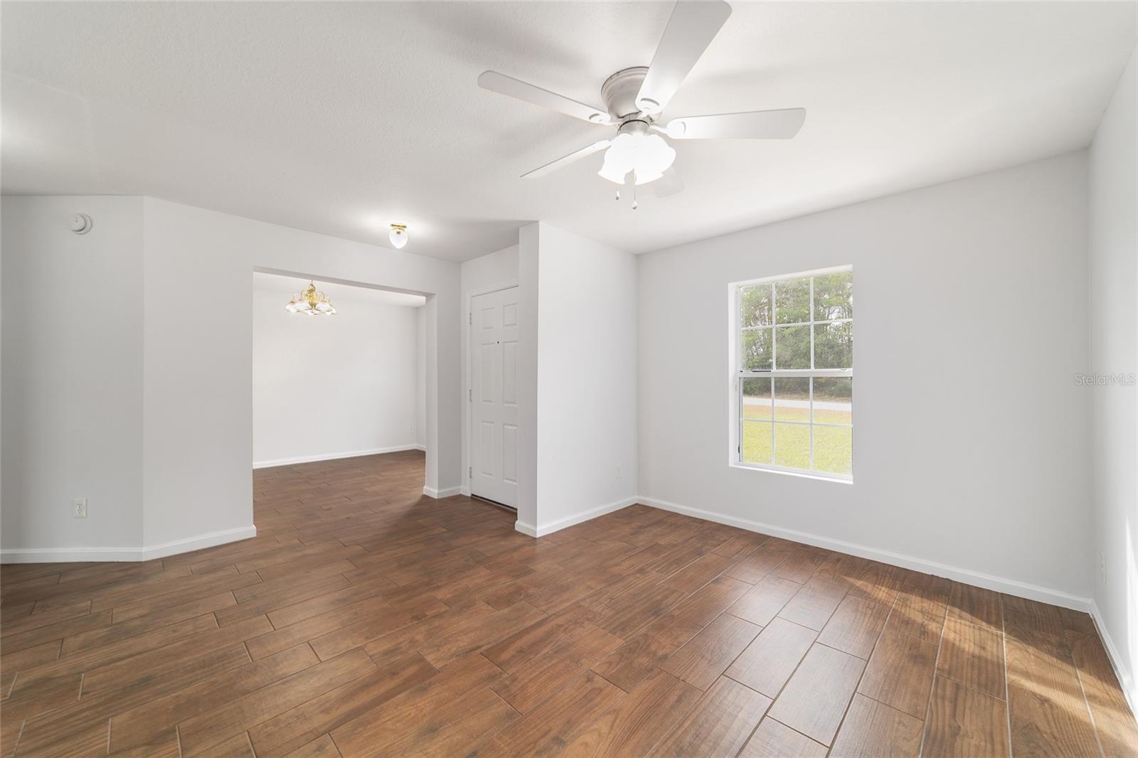 Image 25 of 61 For 13029 35th Avenue Road