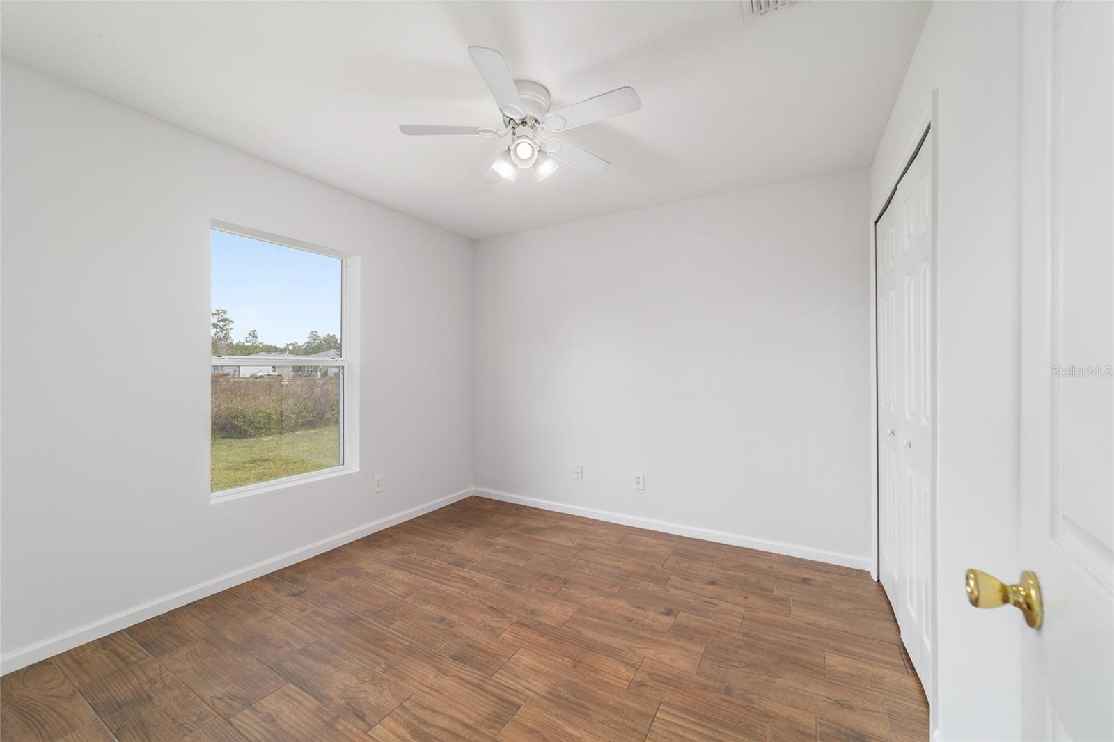 Image 34 of 61 For 13029 35th Avenue Road