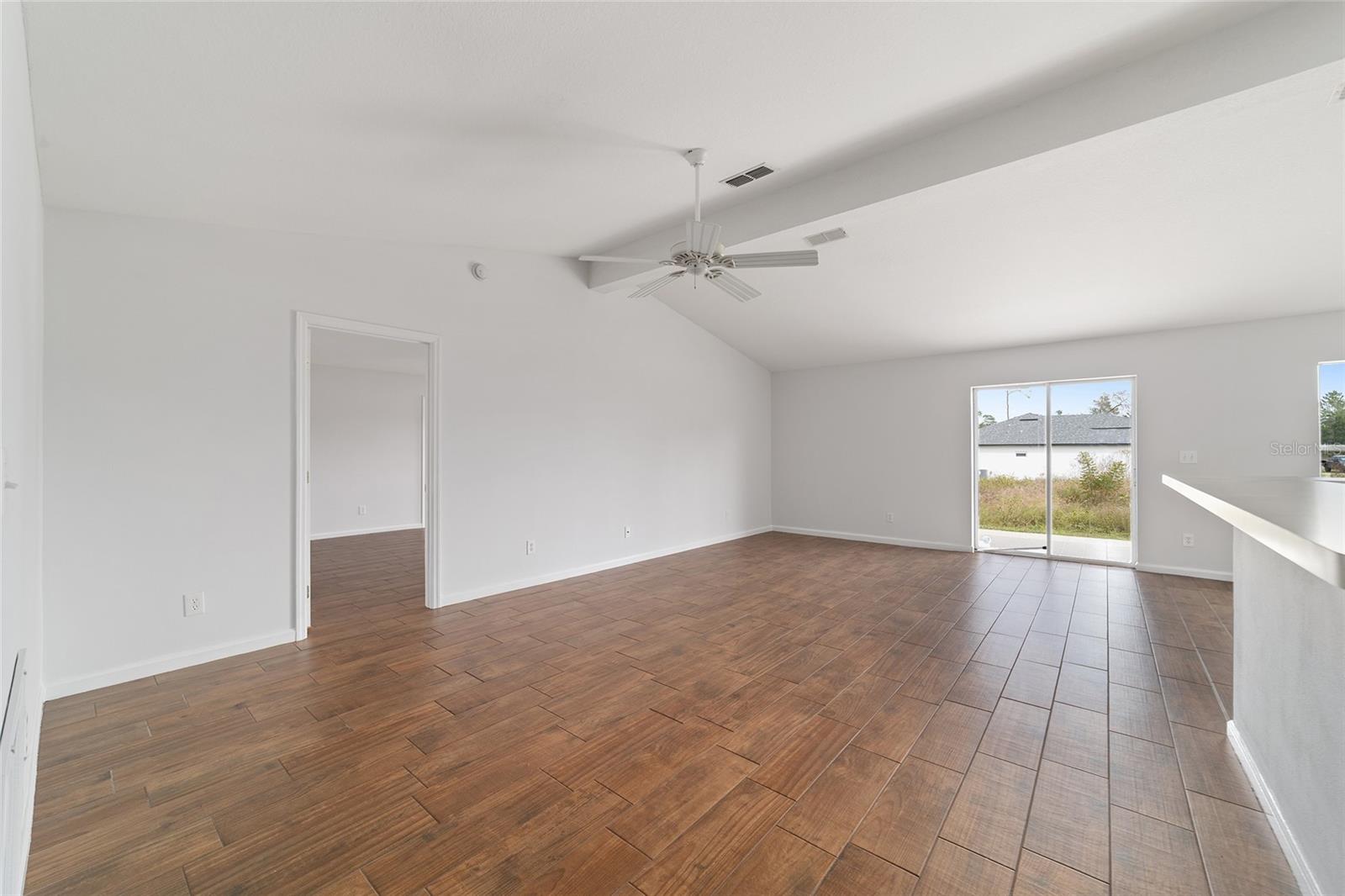 Image 8 of 61 For 13029 35th Avenue Road