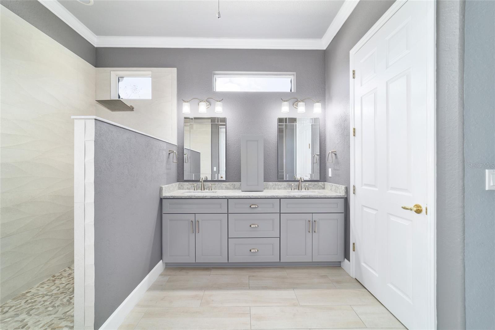 Image 34 of 62 For 9450 130th Place Road