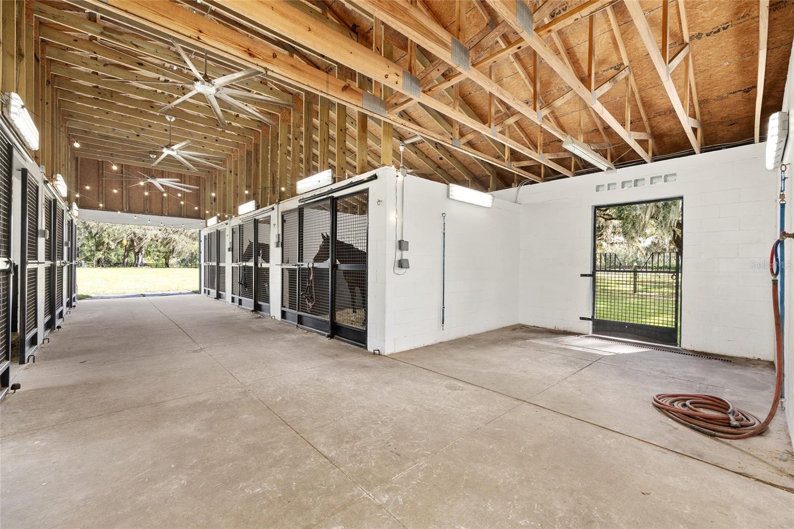 Image 31 of 59 For 13370 Highway 318