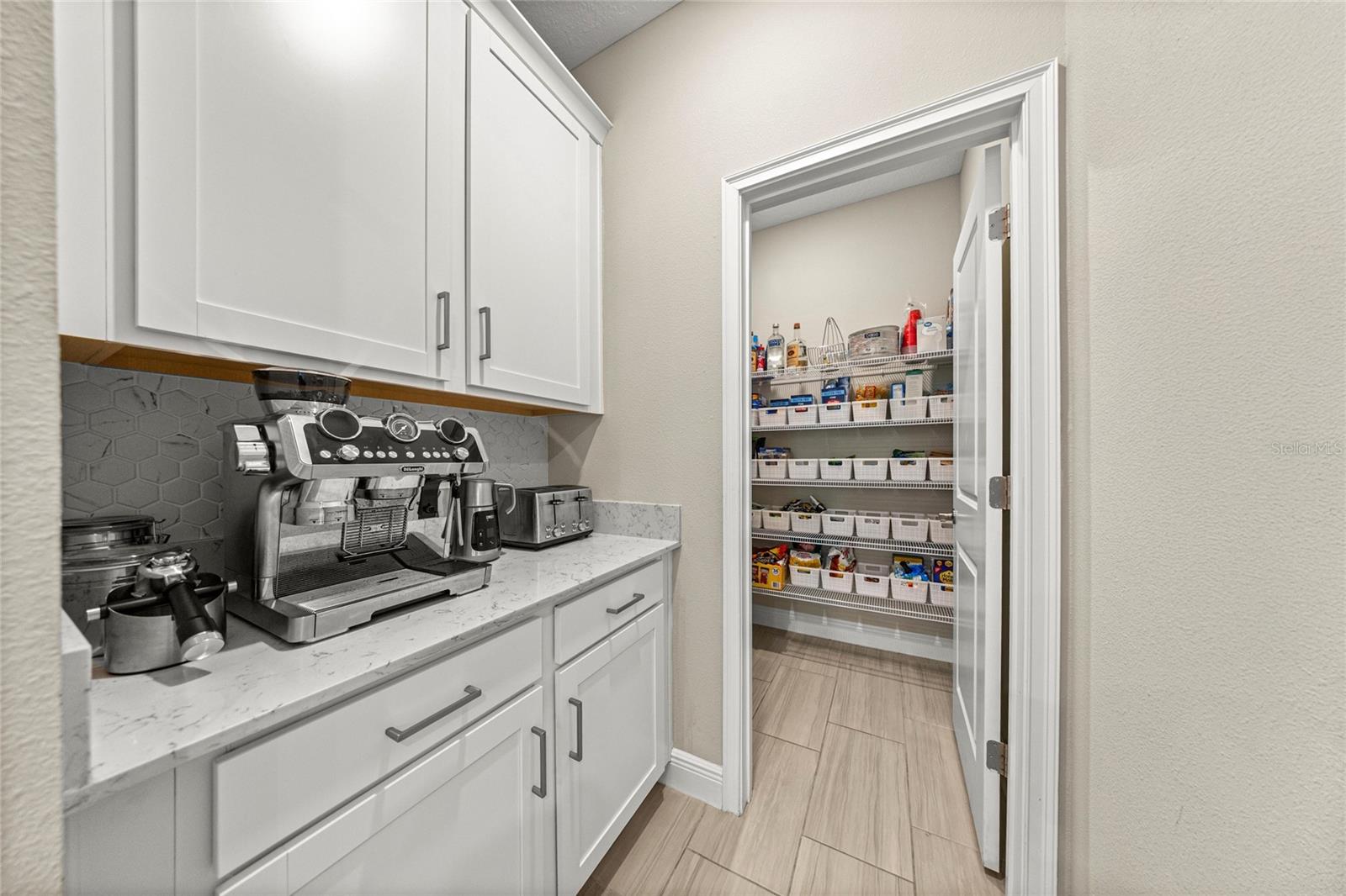 Image 9 of 43 For 3928 4th Avenue