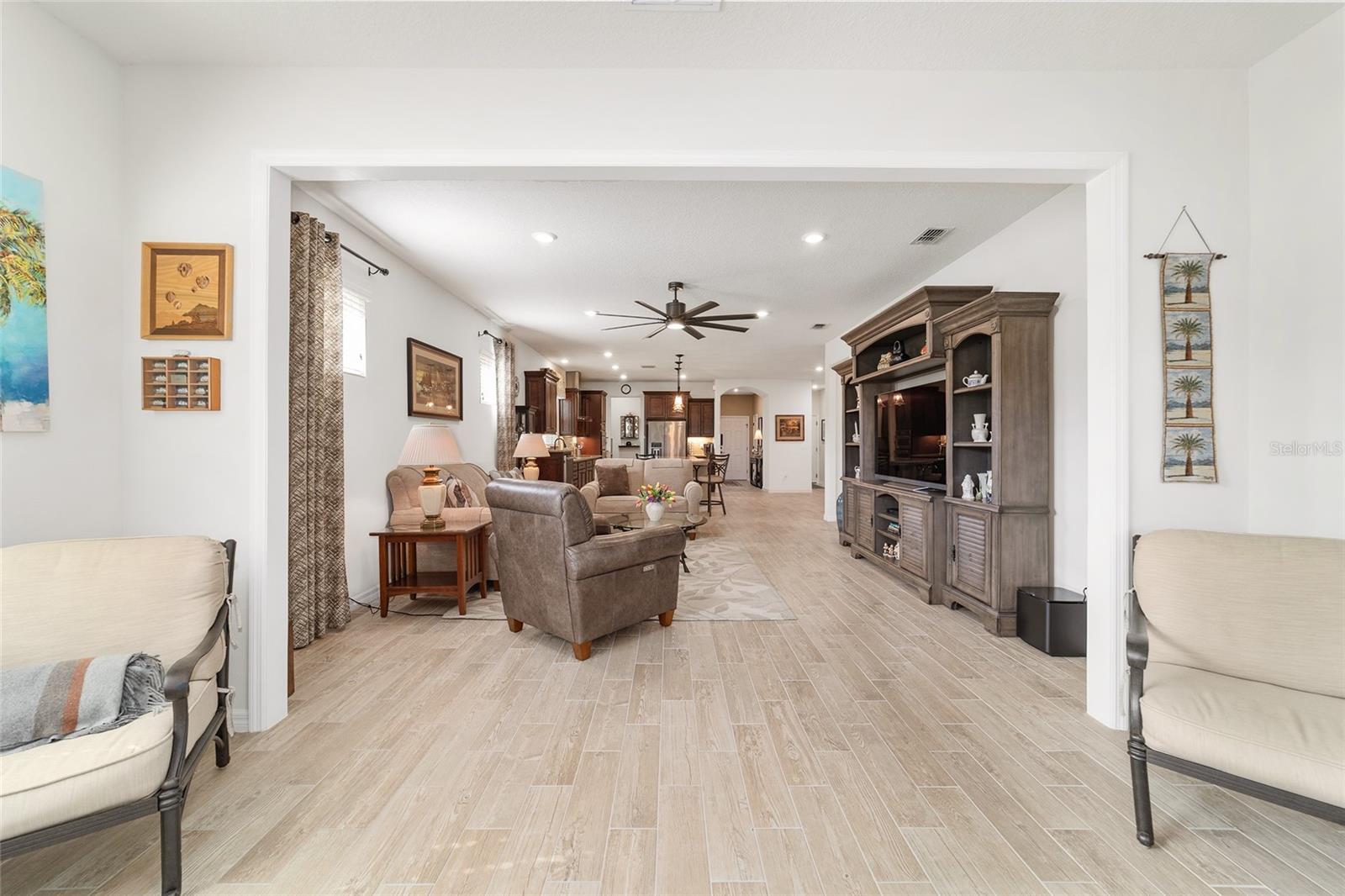 Image 17 of 82 For 6479 94th Circle