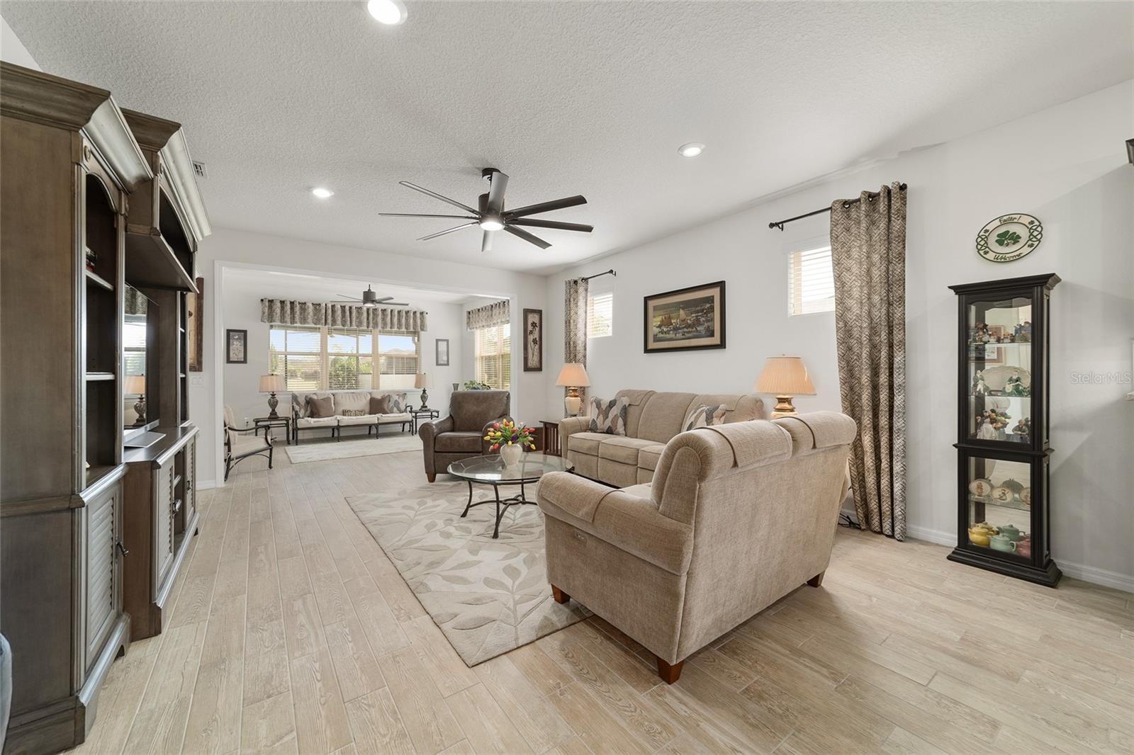 Image 8 of 82 For 6479 94th Circle